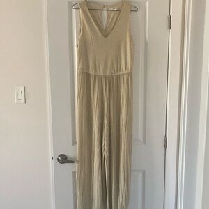 Mango Cream Sleeveless Jumpsuit